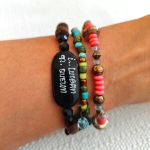 Set of 3 stackable bracelets